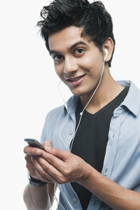 Man listening to music on iPod