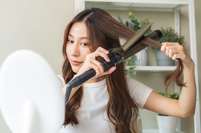 Hair curling iron